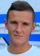 Shani Tarashaj